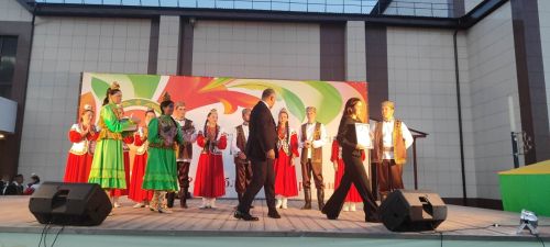 Районда Республика көнен бәйрәм иттеләр