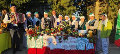 Районда Республика көнен бәйрәм иттеләр