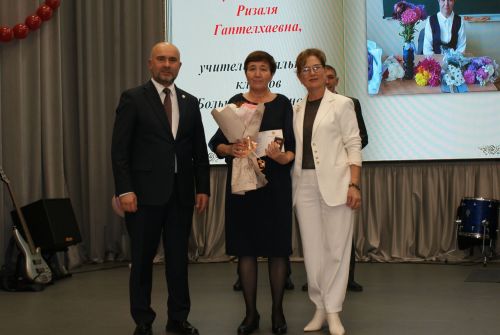 Укытучылар көненә багышланган тантаналы чара узды