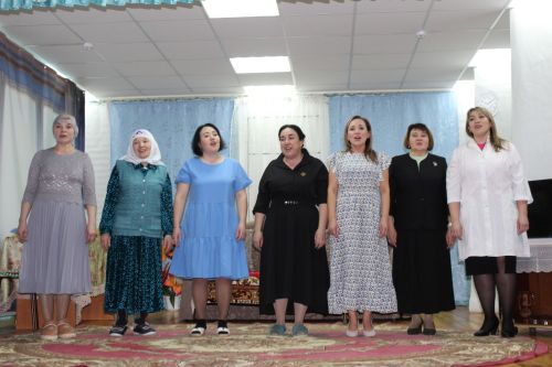 Елаттылар да, көлдерделәр дә…