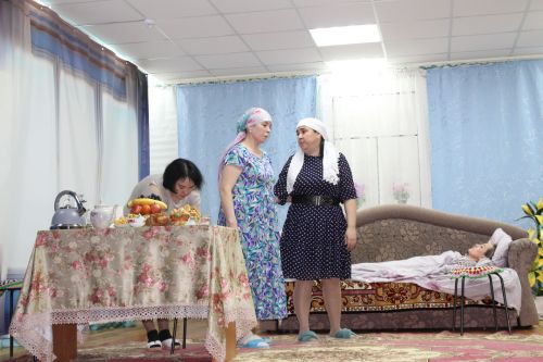 Елаттылар да, көлдерделәр дә…