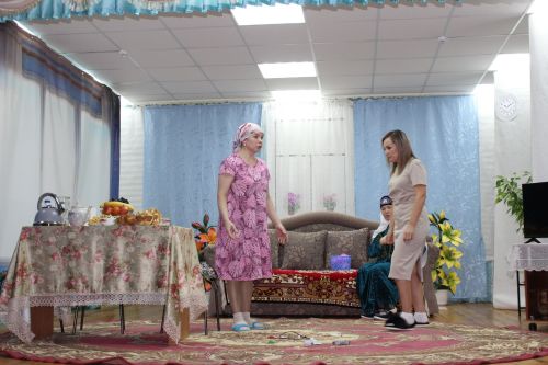 Елаттылар да, көлдерделәр дә…