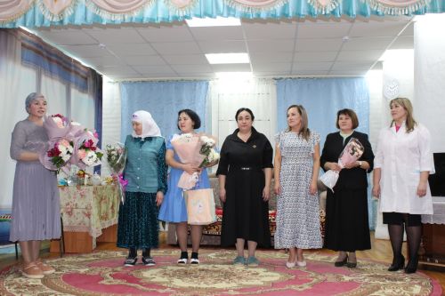 Елаттылар да, көлдерделәр дә…