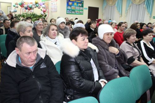Елаттылар да, көлдерделәр дә…