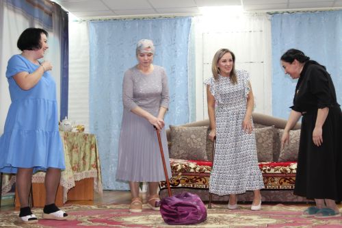 Елаттылар да, көлдерделәр дә…