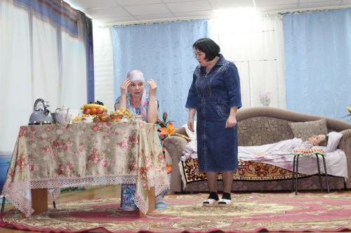 Елаттылар да, көлдерделәр дә…