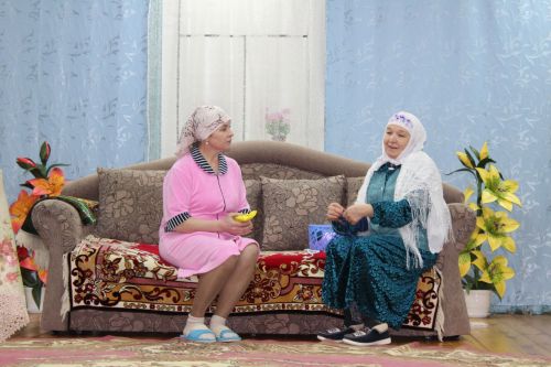 Елаттылар да, көлдерделәр дә…