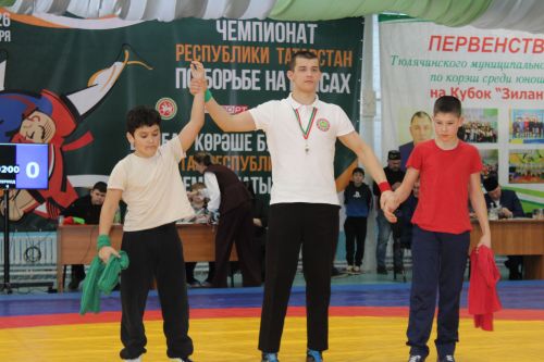 Ифтарлы көрәш бәйрәме