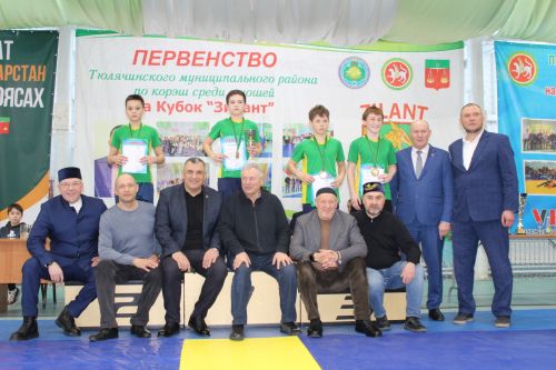 Ифтарлы көрәш бәйрәме