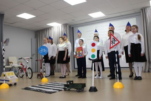 “Әти -әниләр юл куркынычсызлыгы өчен” дип исемләнгән республика бәйгесенең район этабы үтте
