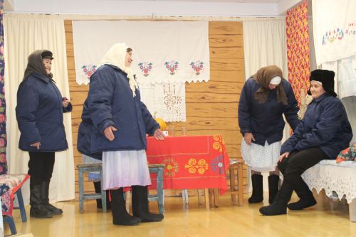 Олысы да, кечесе дә яратып карады