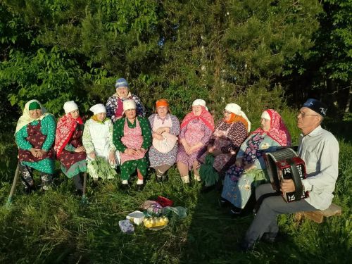 Россия каналында күрсәтелүче «Уйнагыз гармуннар» тапшыруы өчен сюжет әзерләнде