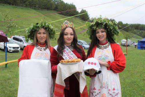 Субашта «Җапрак бәйрәме» күңелле  уза