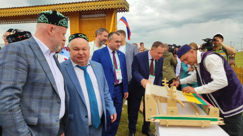 Пермь өлкәсенең Барда муниципаль округында  «Барда җыены» узды