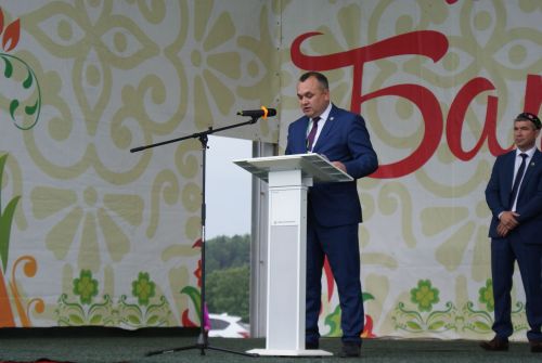 Пермь өлкәсенең Барда муниципаль округында  «Барда җыены» узды