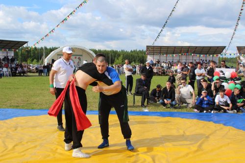 «Теләче Сабан туе 2026»: татарча көрәшнең баш батыры билгеле