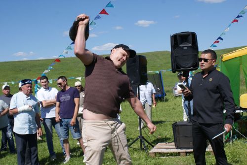 Кече Кибәхуҗада узган сабан туе батыры билгеле