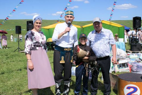 Кече Кибәхуҗада узган сабан туе батыры билгеле