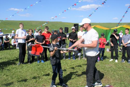 Кече Кибәхуҗада узган сабан туе батыры билгеле