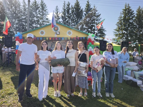 Баландышта  Сабан туе гөрли