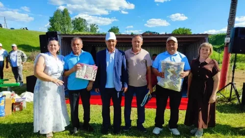 Олысы да,  кечесе дә актив
