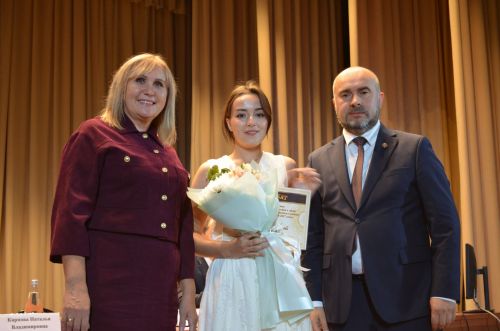 Мәгариф хезмәткәрләренең август киңәшмәсе узды