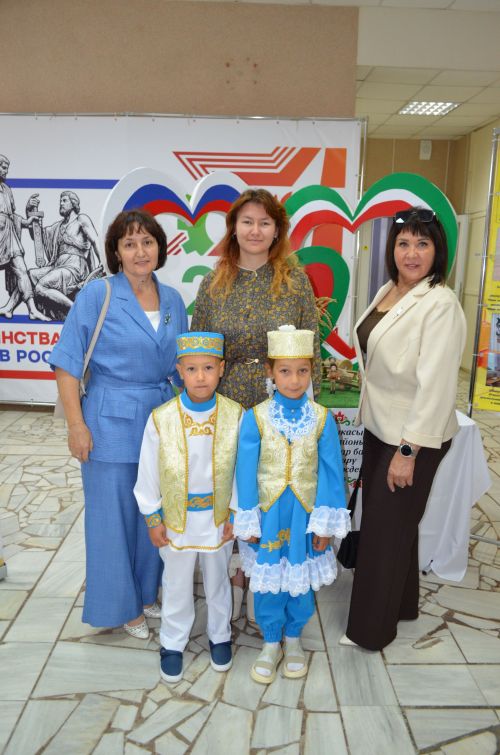 Мәгариф хезмәткәрләренең август киңәшмәсе узды