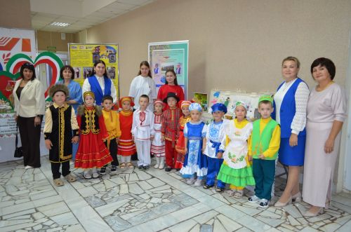 Мәгариф хезмәткәрләренең август киңәшмәсе узды