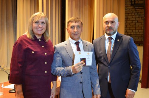 Мәгариф хезмәткәрләренең август киңәшмәсе узды