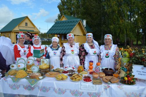Теләчедә гастрофестиваль узды (фоторепортаж)
