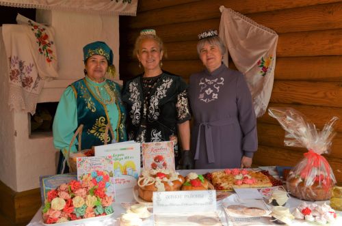 Теләчедә гастрофестиваль узды (фоторепортаж)