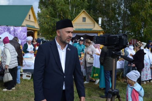 Теләчедә гастрофестиваль узды (фоторепортаж)