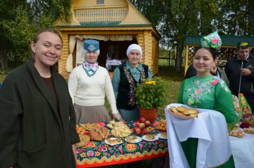 Теләчедә гастрофестиваль узды (фоторепортаж)