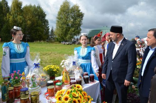 Теләчедә гастрофестиваль узды (фоторепортаж)