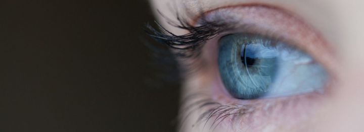 Как цвет глаз влияет на характер человека