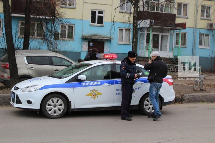 Россия юлларында "вафельница" билгесендә туктаган өчен штраф салачаклар
