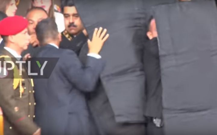 Венесуэла Президентын үтерергә омтылыш мизгеле видеога эләккән