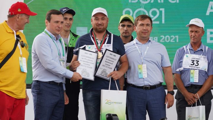 Победителем «Трактор-шоу» стал тракторист из Ютазинского района