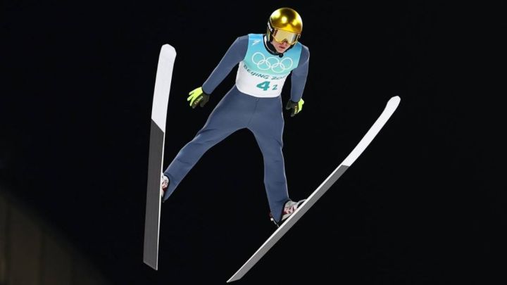 Данил Садреев – серебряный призер Олимпийских игр в Пекине по прыжкам с трамплина
