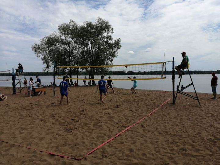 Пляж волейболы буенча Татарстан Республикасы беренчелеге узды