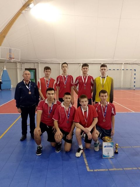Год завершаем с победой