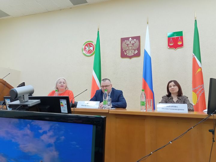 «Архив эше буенча законнарның үтәлешенә дәүләт контроле  булган мәҗбүри таләпләр турында» дигән темага семинар булып узды