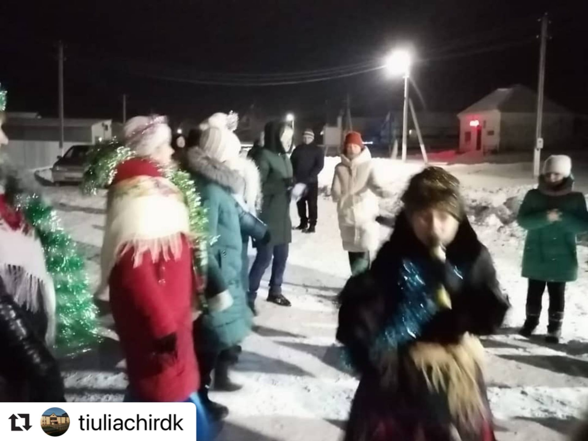 31 декабря на центральной площади села Абди, состоялся «Новогодний Бал - маскарад»