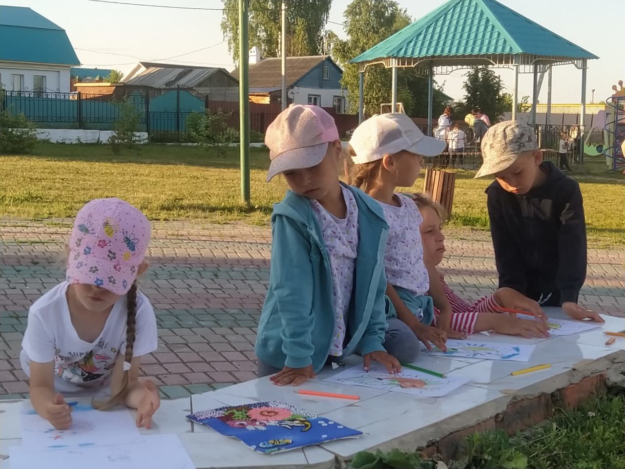 Бүген Пушкин көне!