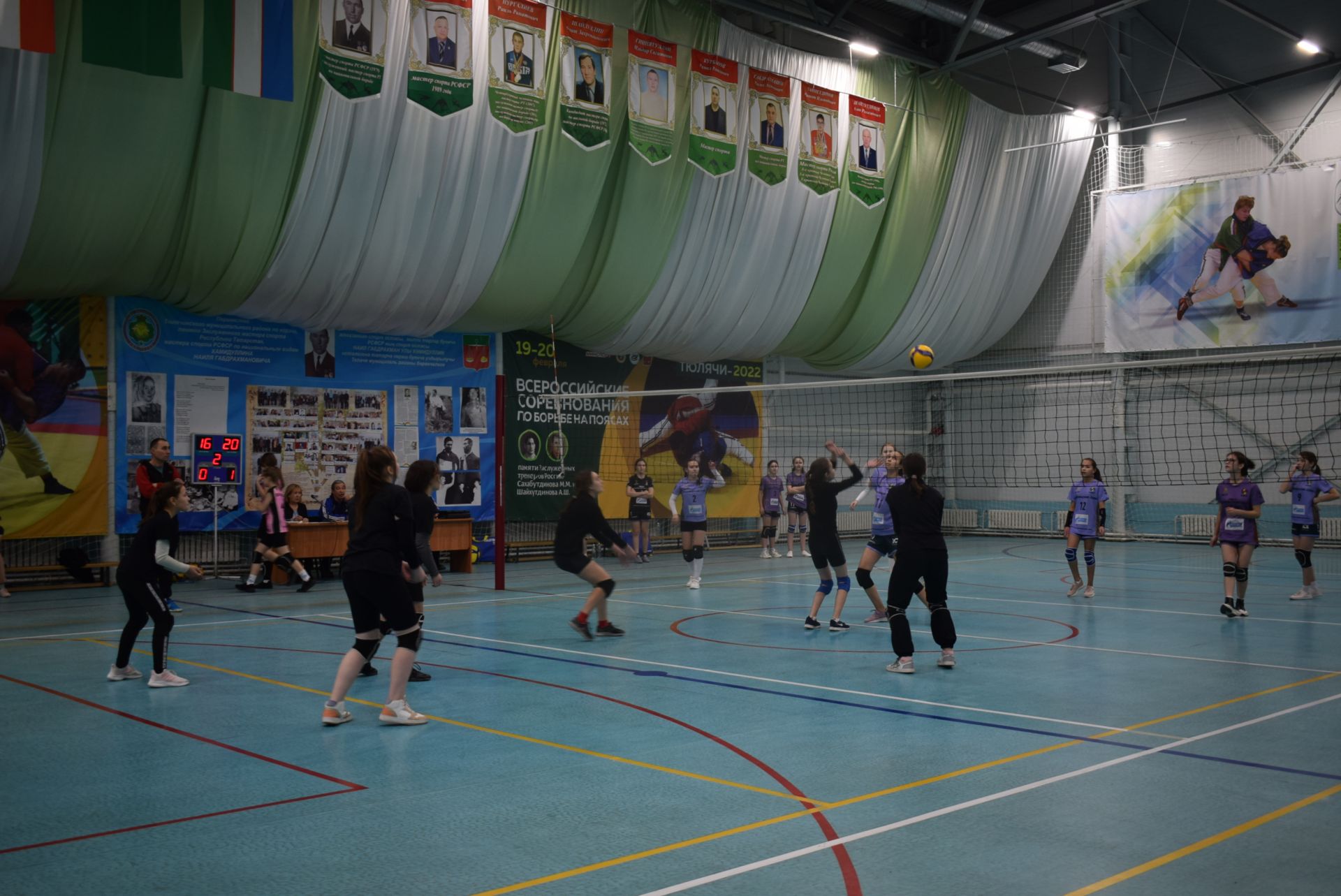 Кызлар җыелма командалары арасында волейбол буенча район турниры