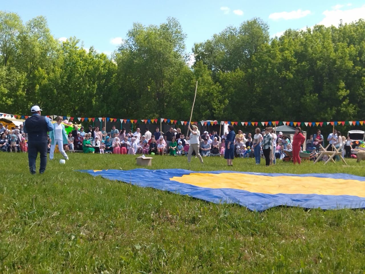 Сабантуй -  олысын-кечесен, туганнарны, сыйныфташларны бер мәйданга җыйный алган  матур бәйрәм