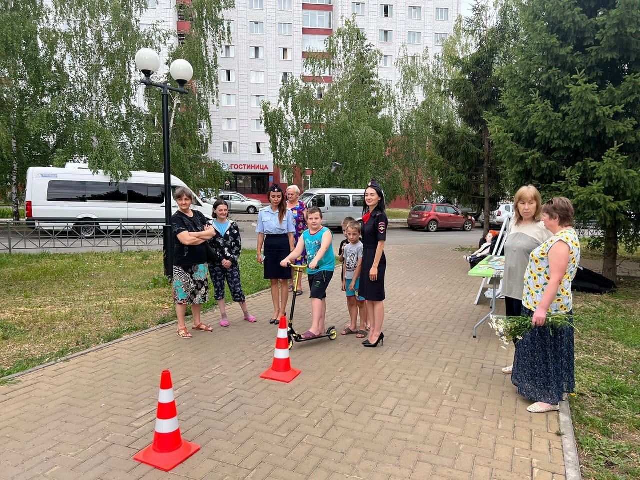 В Татарстане "Лаборатория безопасности" посетила детей переселенцев с Донбасса