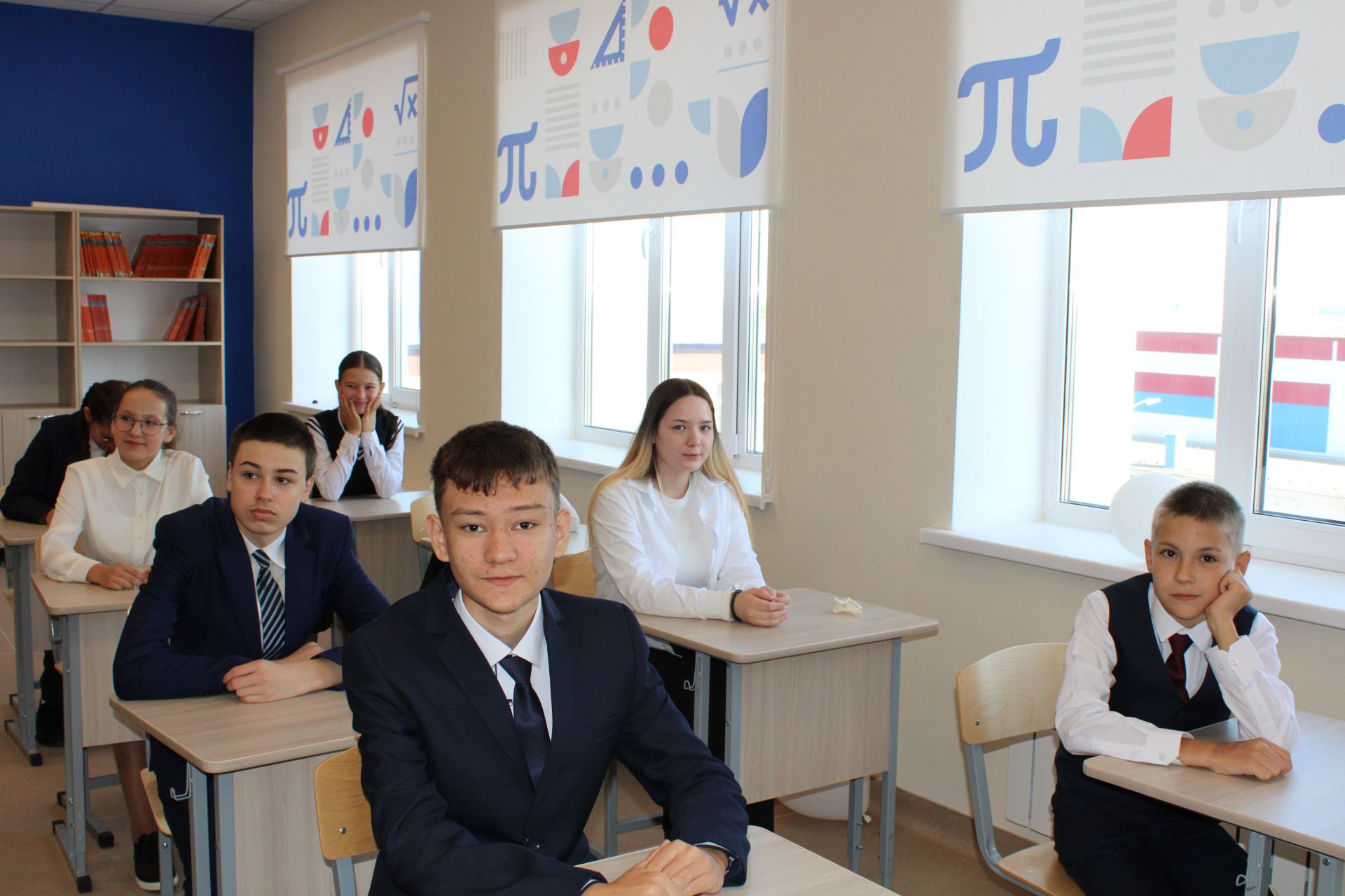 Мәктәп укучыларына  телефоннан файдалануны тыячаклар