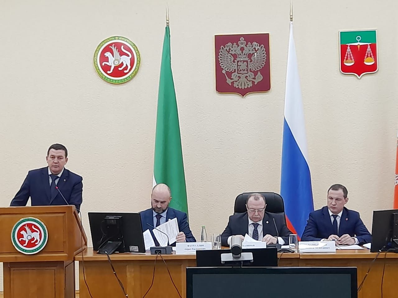 Район Советының чираттан тыш утырышы узды