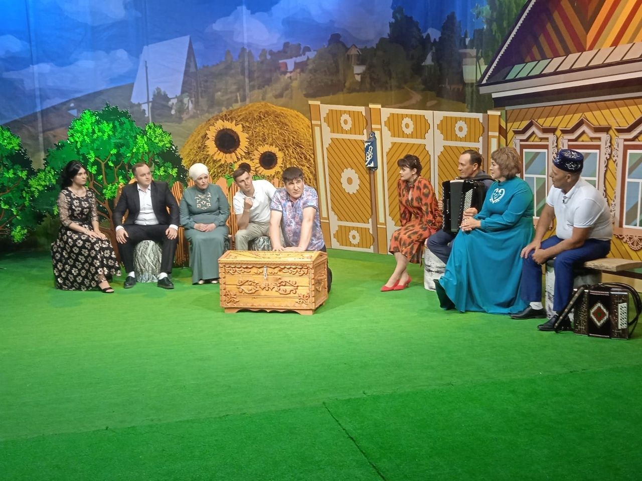 «Кәмит Җәвит» телевизион тапшыруда катнашып кайттылар